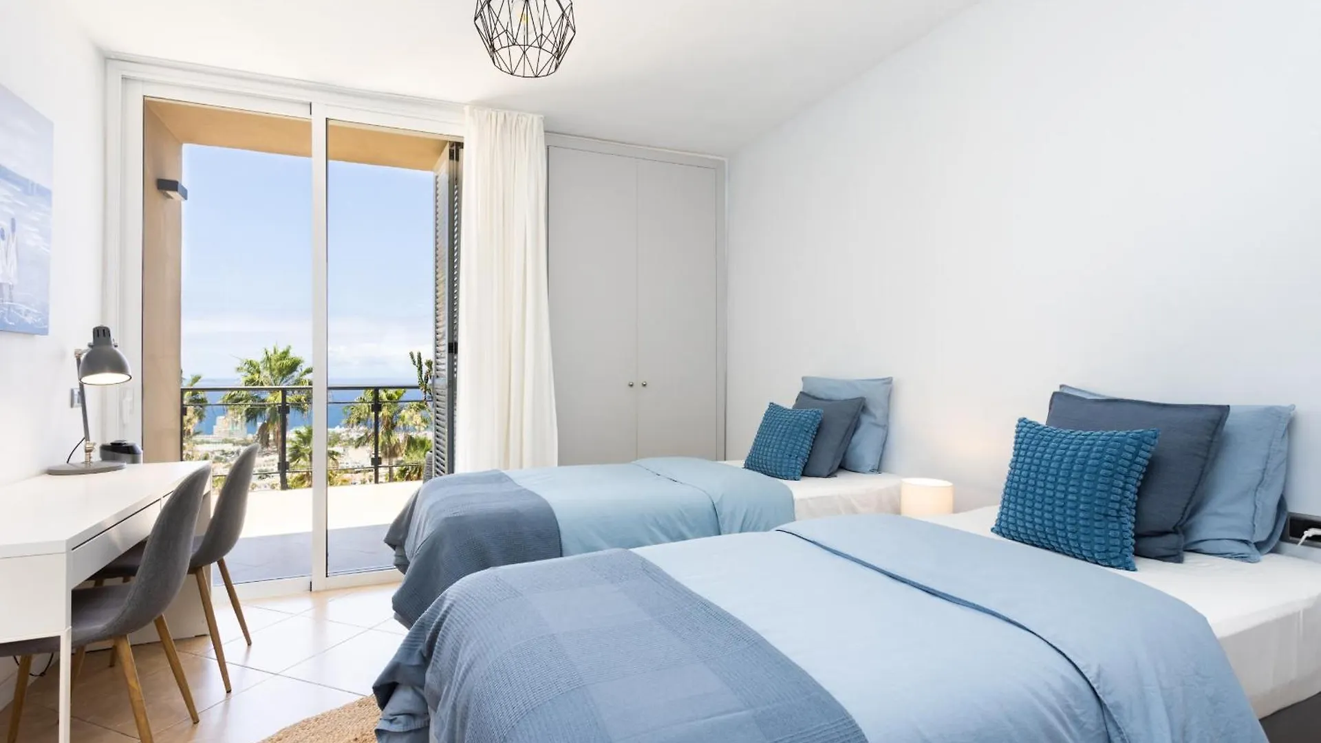 Casa Uamisun With Seaview & Pool Villa Costa Adeje  Semesterbostad