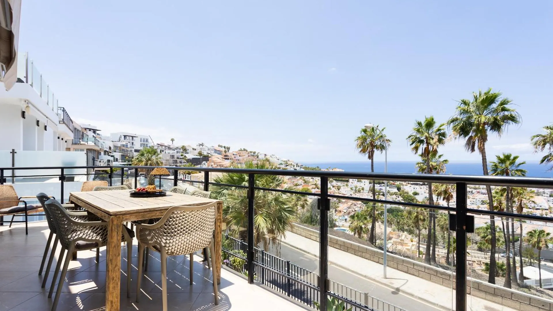 בית נופש הוילה אדחה Casa Uamisun With Seaview & Pool ספרד